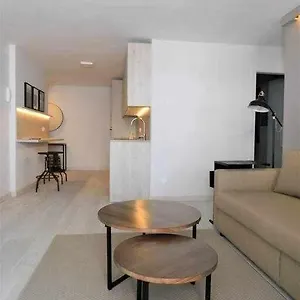 https://apartamento-de-lujo-en-el-centro-santa-cruz-de-tenerife.tenerifehoteles.net