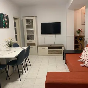 https://dream-central-plaza.adeje-hotels.com